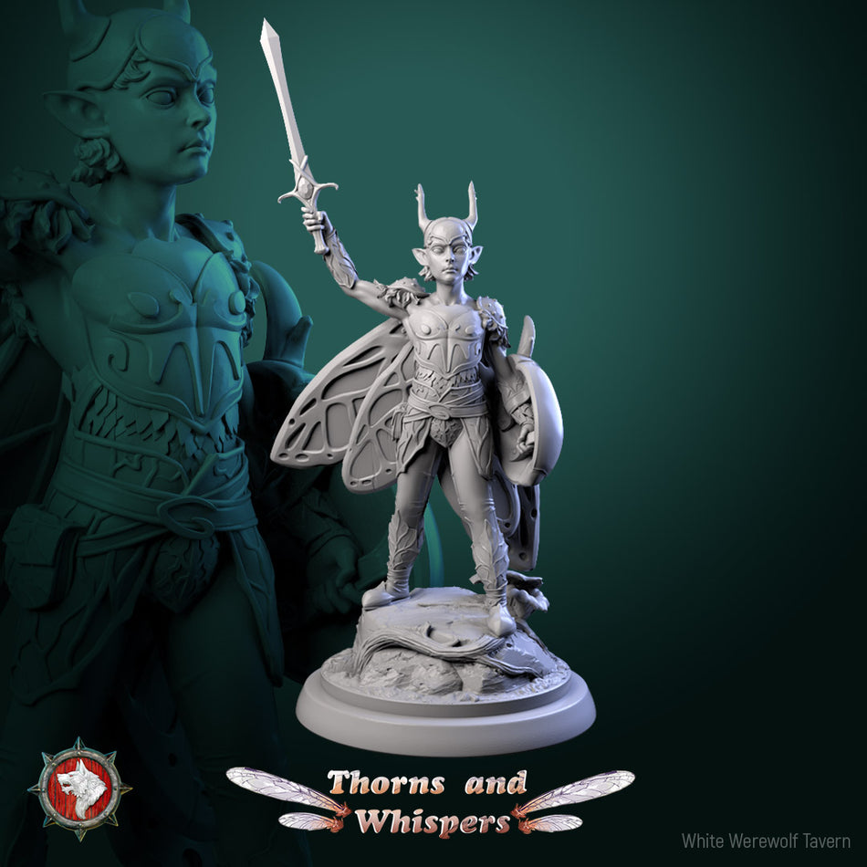 Amber Wing Warden -  aus der Reihe Thorns and Whispers von White Werewolf Tavern
