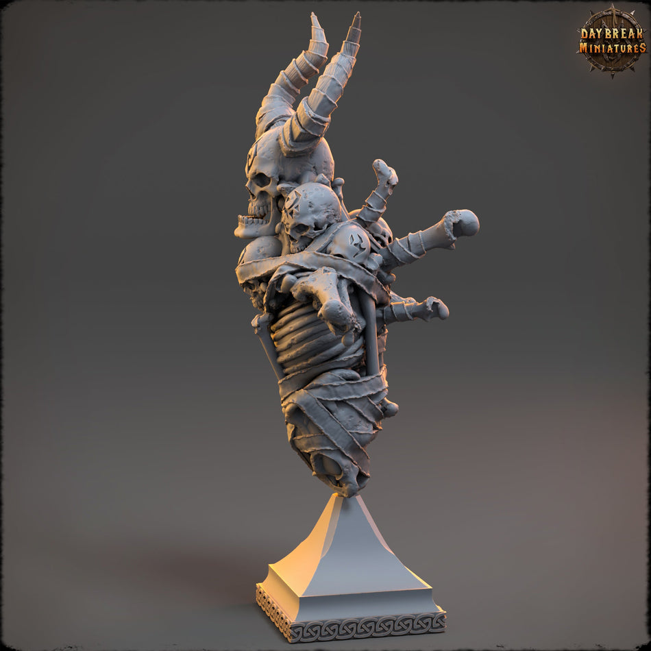 Lieutenant Marrowbone Bust - Daybreak Miniatures